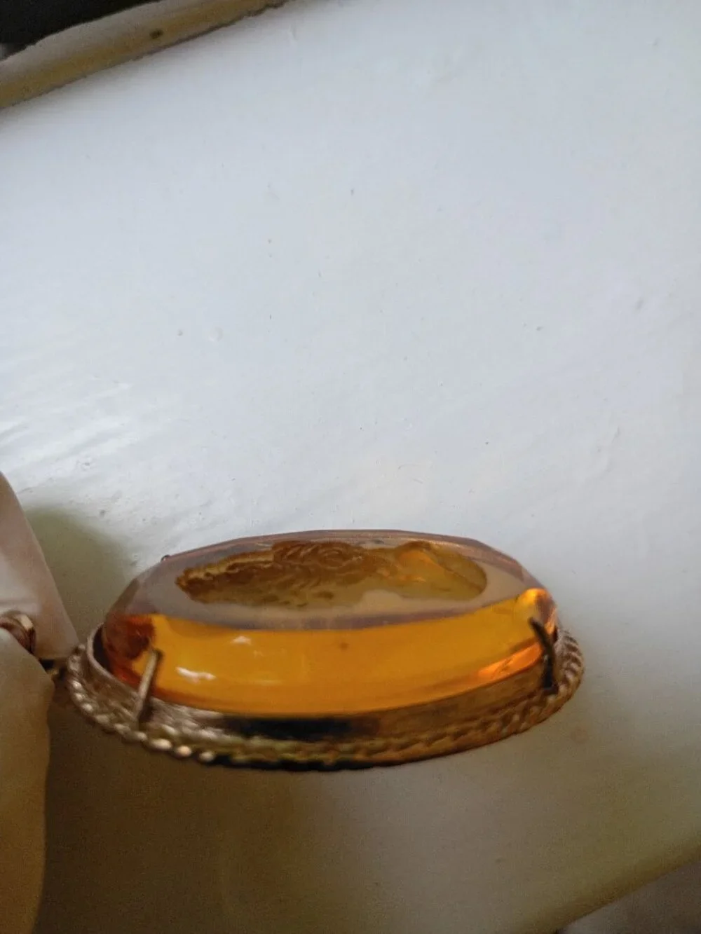 Patrizia Daliana reversed carved citrine glass intaglio cameo pendant necklace